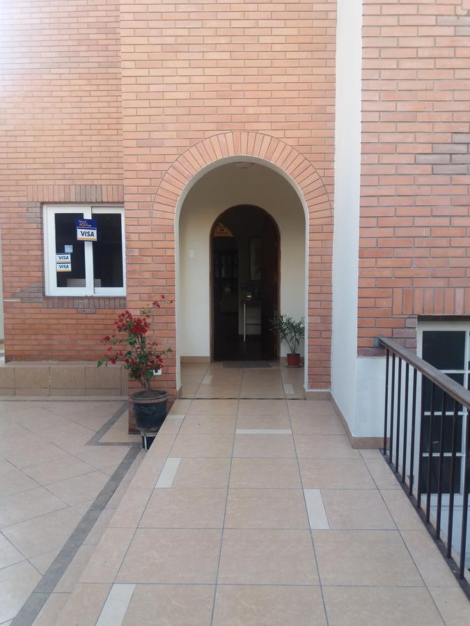Global Family Backpackers Hostel Lima Exterior photo